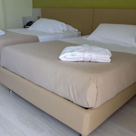 Hotel San Crispino Morrovalle Екстериор снимка